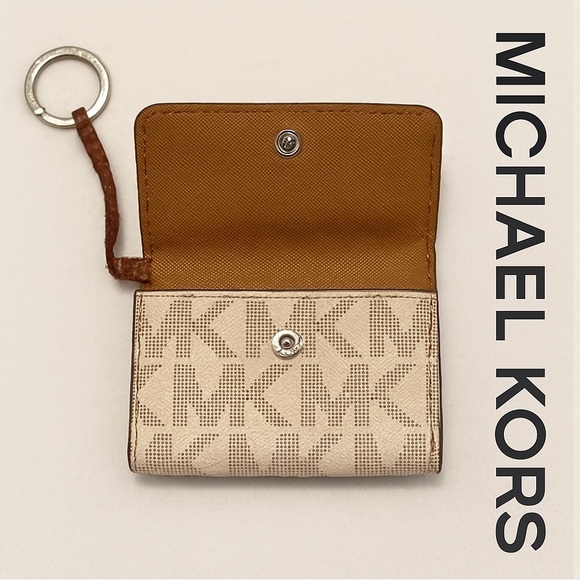 Michael Kors MK Keychain Wallet - Picture 1 of 7